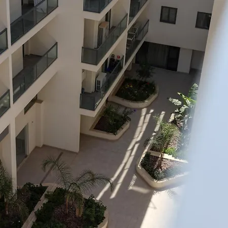 Apartment Bright Penthouse In Mellieha-hosted By Sweetstay *